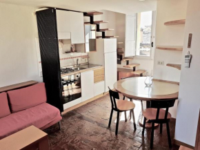 RK San Vitale Flat
